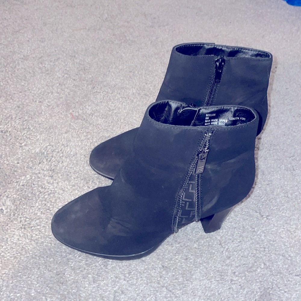 London Fog Elegant Black Women's Ankle Boots size 6